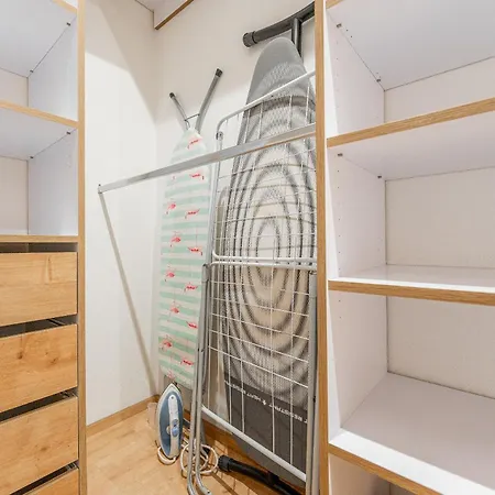 Blizko Stanice Center 2 Apartamento *